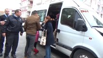 Karaman Öğrenci Servisi Kamyonetle Çarpıştı 4'ü Öğrenci 5 Kişi Yaralandı
