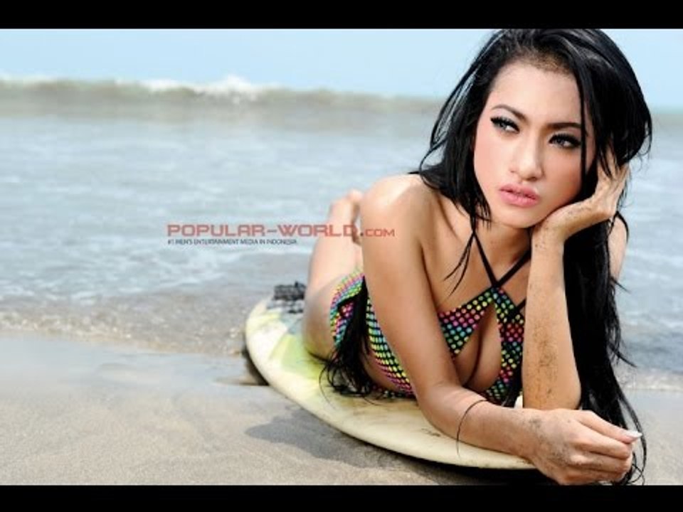 Teaser Popular Magazine June 2013 - Swimsuit Edition