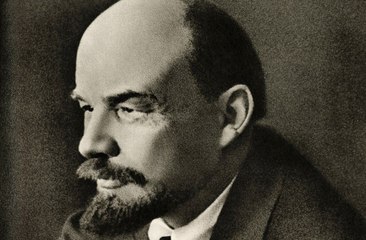 Lénine, une autre Histoire de la Révolution Russe 2/2 - HD (2016)