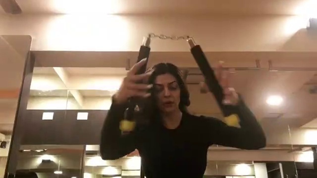 Actress Sushmitasen Fitness Workouts in Gym