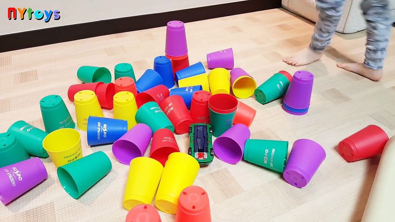 애슬론 또봇 미끄럼틀 놀이 컵을 무너뜨려라 마그마6 발칸 알파 토네이도 록키 세타 베타 장난감 자동차 뉴욕이랑놀자 NY Toys