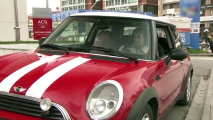 Sen De Gitme 9.Bölüm -  Esma Anne İşlere Yetişemiyor!