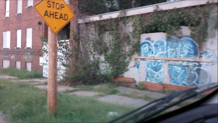 GANGSTER CATS POSTED UP IN KANSAS CITY HOOD