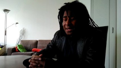 Bruxelles: l'imitateur cap-verdien de Johnny Hallyday (3)