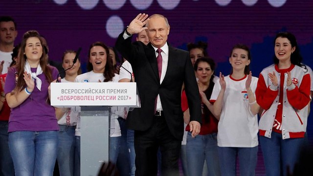 Russia: Putin si candida alle presidenziali del 2018
