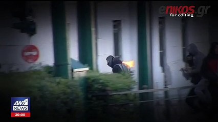 πηρε φωτια η ζακετα αντιεξουσιαστη