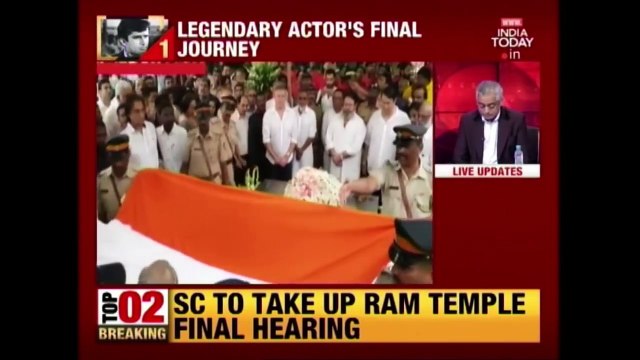 Shashi Kapoor's Last Rites , Mumbai Police Pays Special Tribute