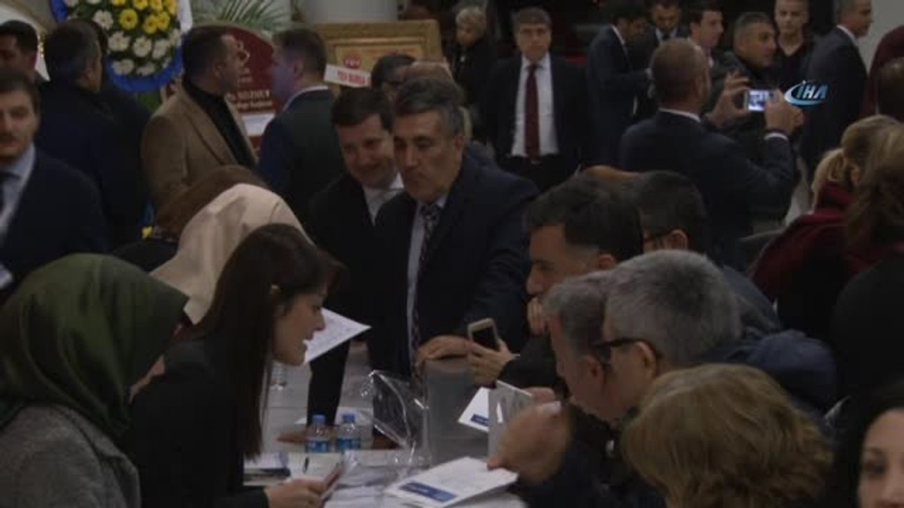 Limak Flarmoni Orkestrası Zeki Müren Şarkılarına Bursa'da Hayat Verdi