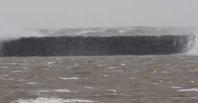 Winds Churn Water Near Buffalo As Lake Effect Storm Approaches