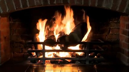 Traditional Irish Rosary By The Fire - Joyful Mysteries