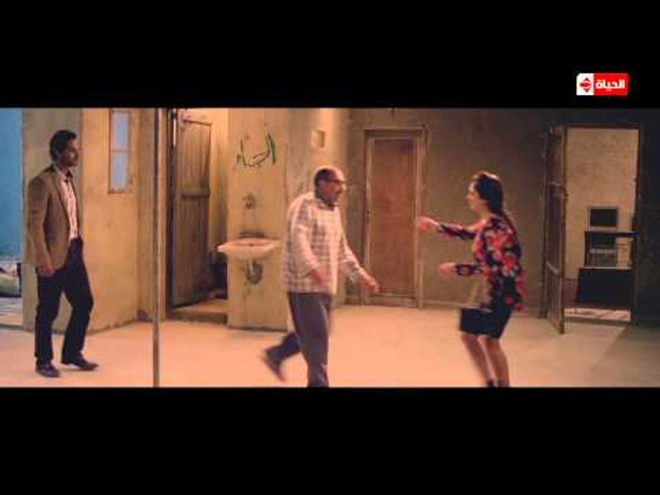مشهد مؤثر جدا لــ "صبرى قليوب" وأولاده بعد أن عادوا له .... الحلقة 22 من " حالة عشق "