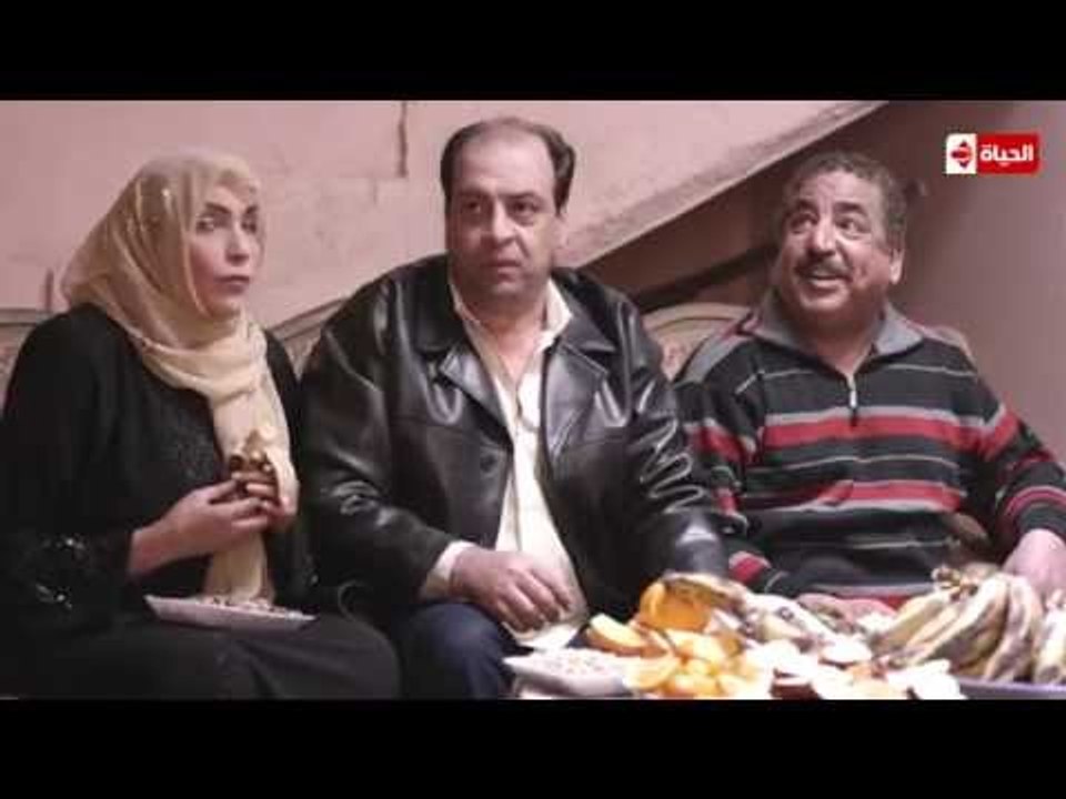 مشهد درامى كوميدى جامد جدا " أغرب عائلة ممكن تشوفها " .... الحلقة الحادية عشر من "بين السرايات"