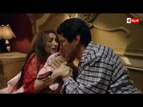 مشهد مؤثر جدا لــ روجينا عندما أخذ منها مخلص الطفل الذى وجده .... الحلقة 12 من بين السرايات