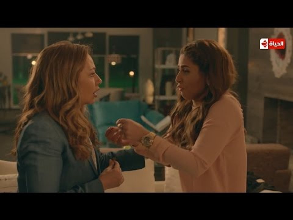 شاهد... كوميديا مي سليم بعد ايجاد دليل علي وجود العفريت دافنشي " انا اتكبست ولازم امشي "