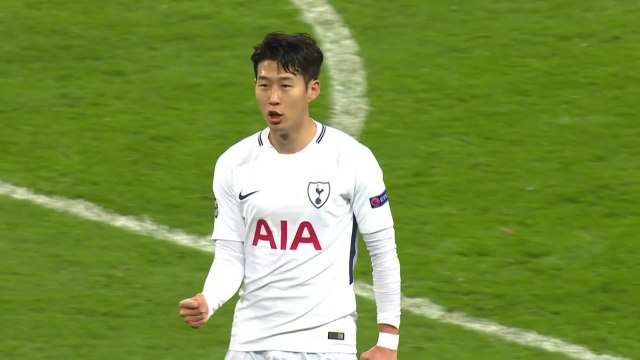 손흥민 시즌 6호 골...토트넘, 챔스리그 16강 진출 / YTN