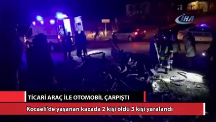 Скачать видео: Ticari araç ile otomobil çarpıştı: 2 ölü, 3 yaralı