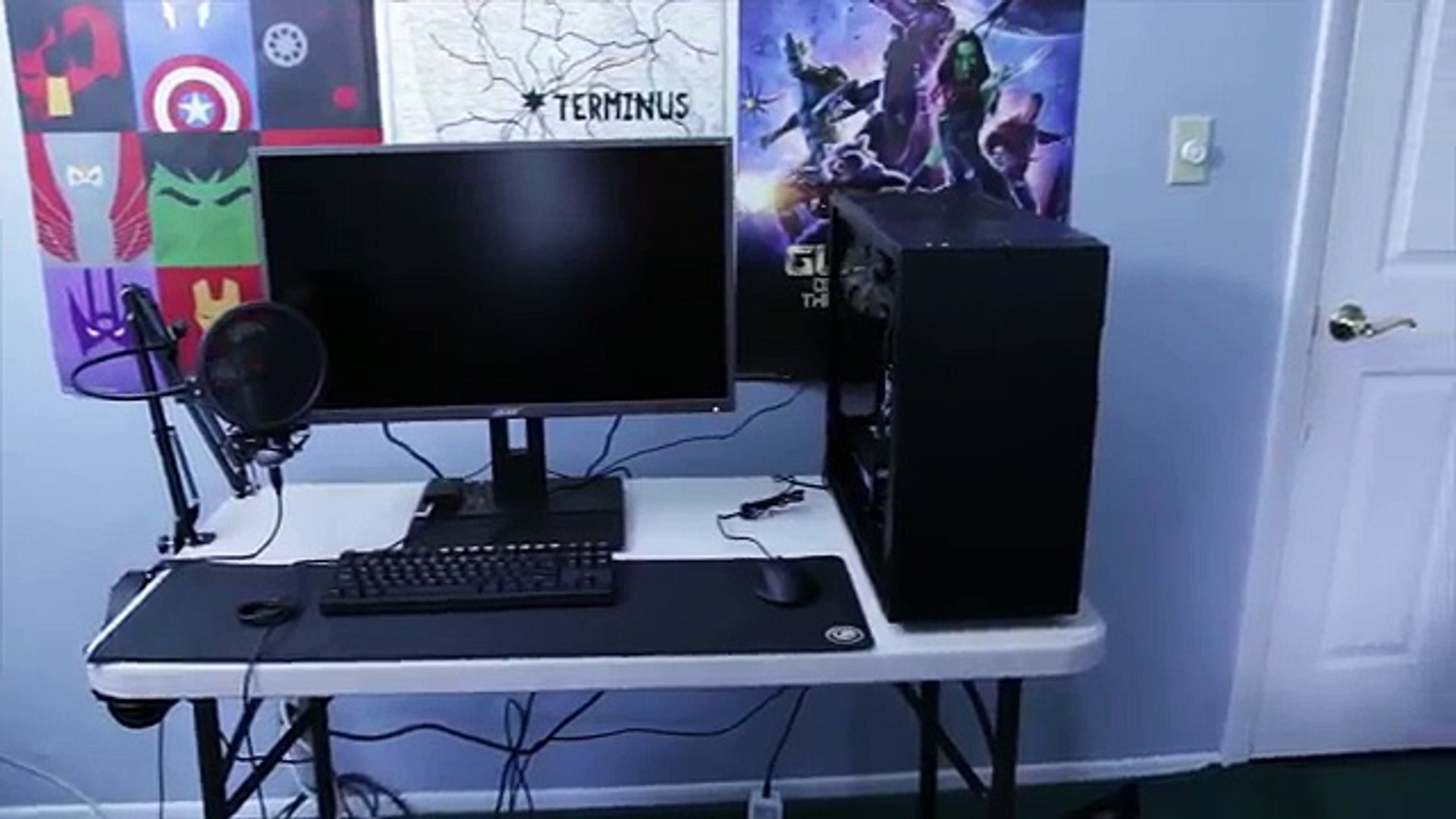 Gaming Laptop vs Gaming Desktop Setups!
