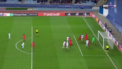 Branislav Ivanovic marque une bicyclette fantastique !