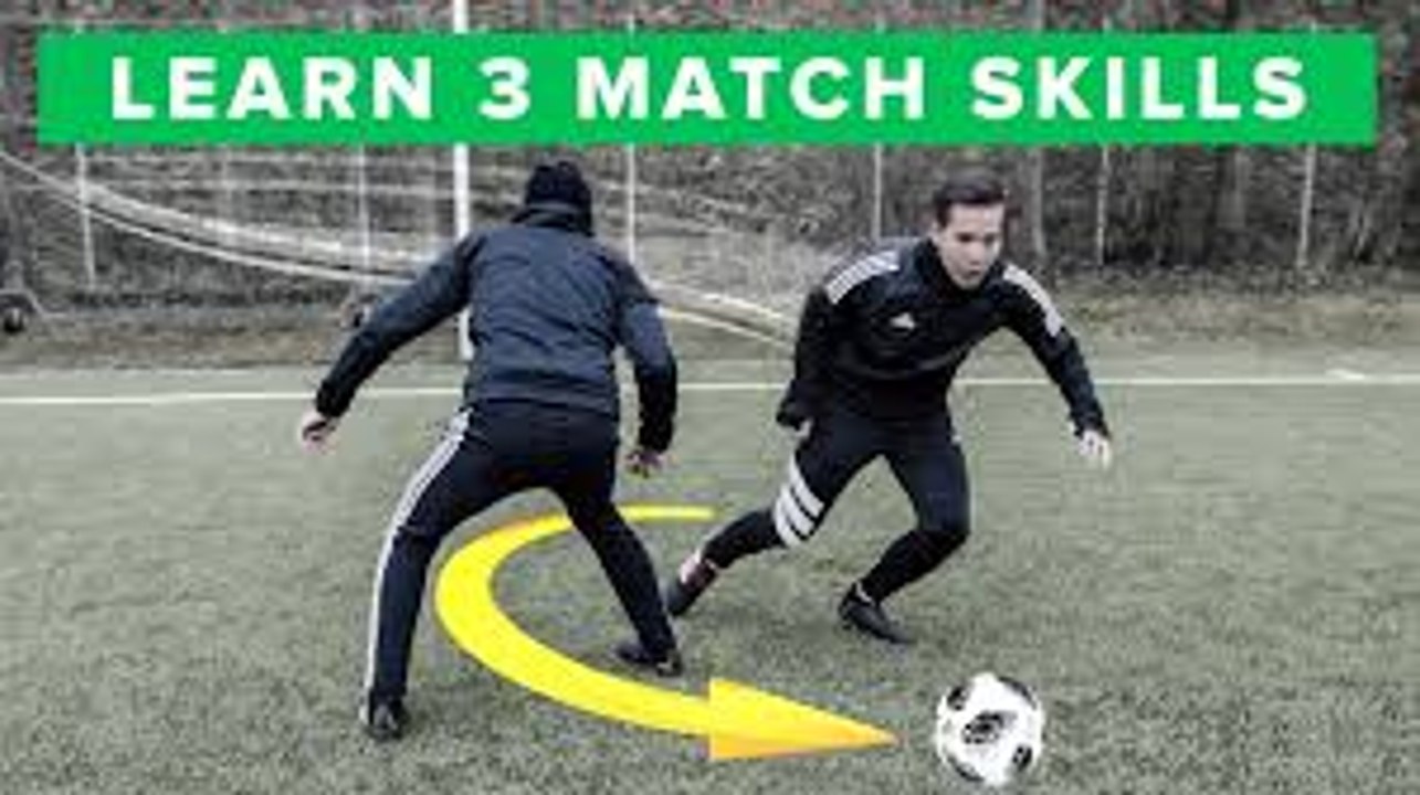 Learn_3_football_skills_to_use_in_a_match