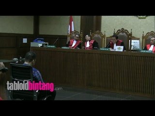 Detik-Detik Pembacaan Putusan Sidang Kasus Suap Saipul Jamil