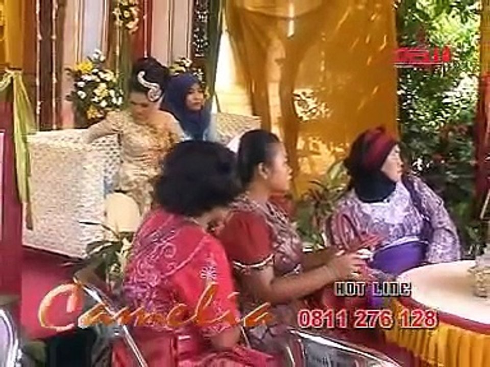 Pertemuan - Devi feat Marlin - CAMELIA ( karaoke )
