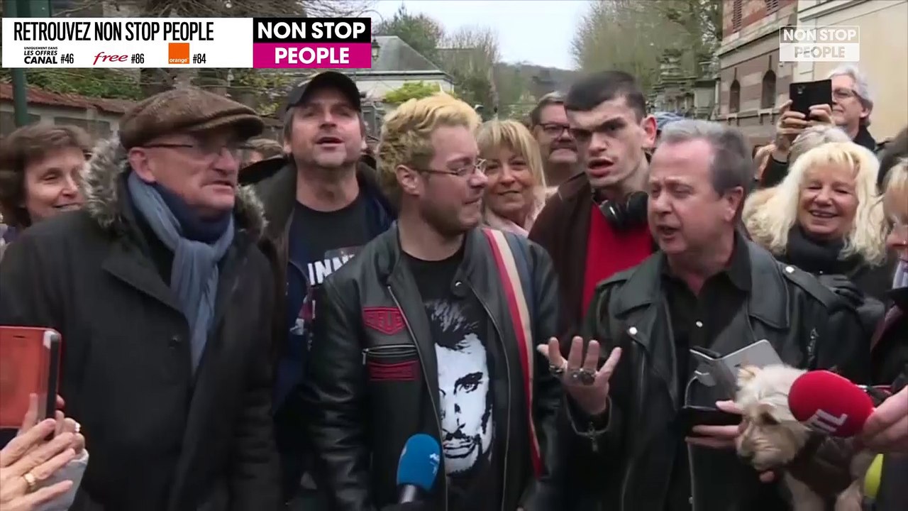 Johnny Hallyday mort : Carla Bruni lui rend hommage sur Twitter