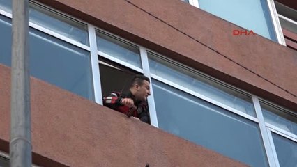 Beşiktaş'ta Silahlı Baskın : 2 Yaralı