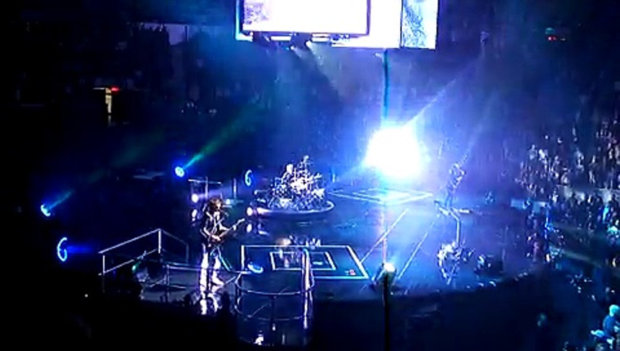 Muse - Supermassive Black Hole, Colisee Pepsi, Quebec City, QC, Canada  10/21/2010