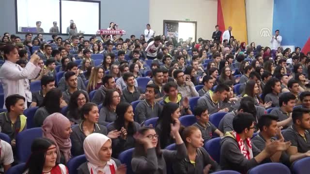 Sivassporlu Futbolcular Söyleşiye Katıldı