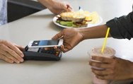 Veja como usar seu celular Android para fazer pagamentos em lojas físicas