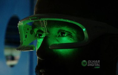 Óculos de banho de luz atrasam relógio biológico dos atletas; veja como