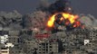 İsrail, Tanklar ve Savaş Uçaklarıyla Gazze'yi Vurdu