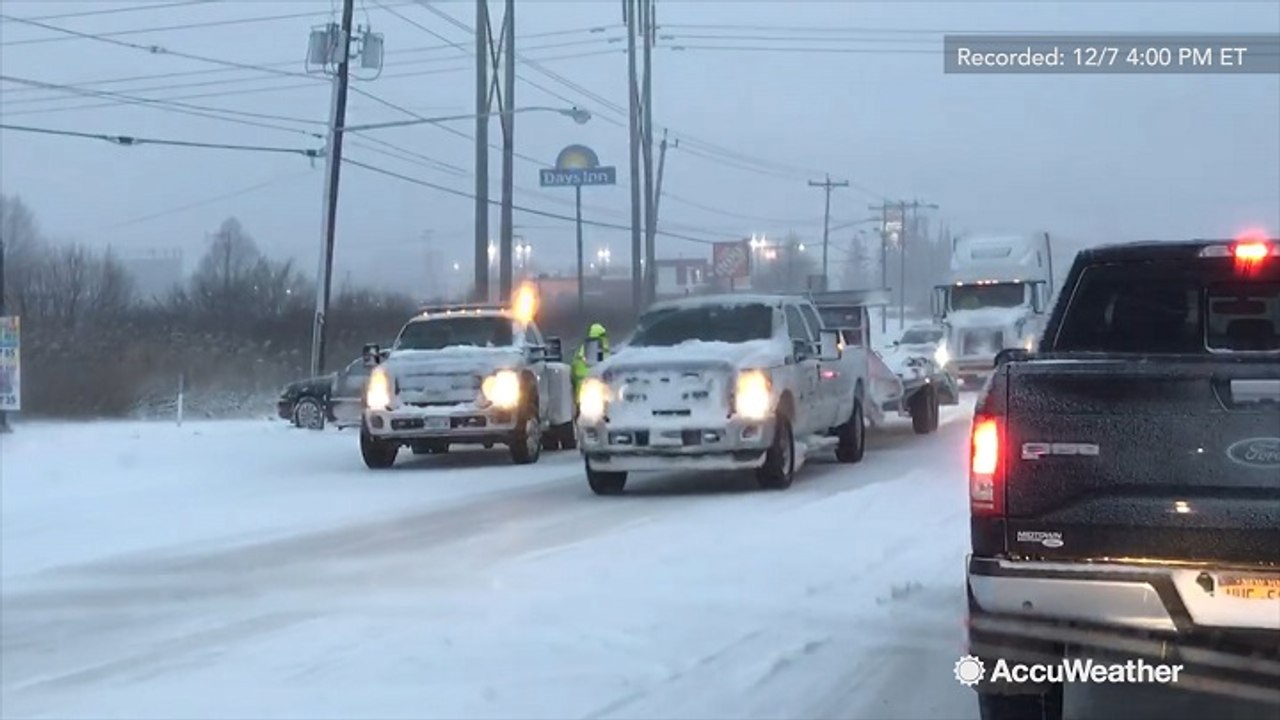 Lake-effect snow causes car accidents and slide-offs near Lake Erie
