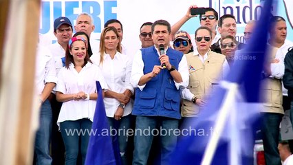 NACIONALISTAS REALIZAN MARCHA POR LA PAZ