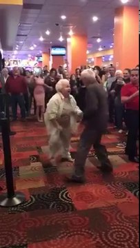 Musique & danse n'ont pas de frontières Mignon!!!