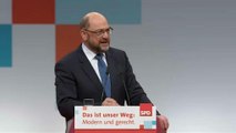 El SPD reelige a Schulz y aprueba el diálogo con Merkel