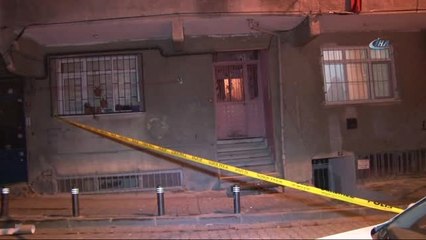 Küçükçekmece'de Bir Binaya Ses Bombası Atıldı