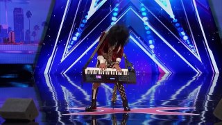 Jay Jay Philips Rocks Out on the Keyboard _ America's Got Talent 2017-REFsjg1ZlX4