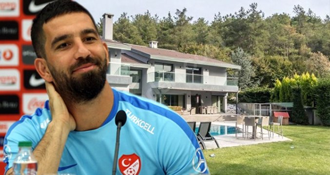 Arda Turan, Saray Gibi Evini 5,5 Milyon Dolara Satışa Çıkardı