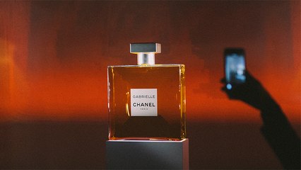 واكبي زويا في اكتشافها لعطر Gabrielle من شانيل