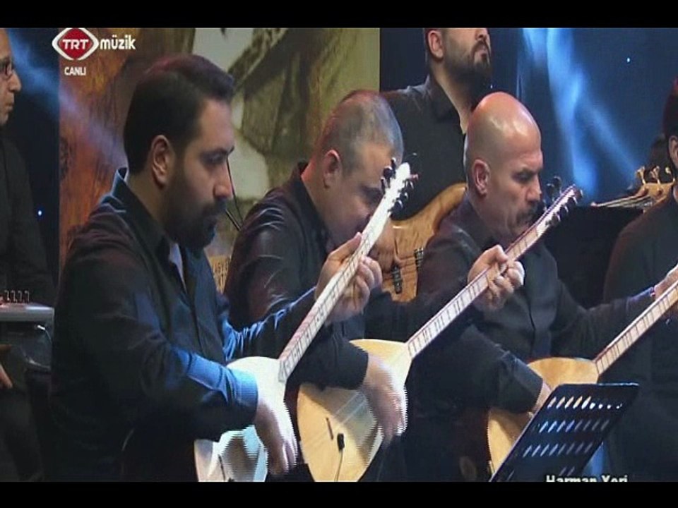 Reyhan EDİŞ-Mecnun gibi dolaştım çöllerde-Şef:Ömer Hayri UZUN