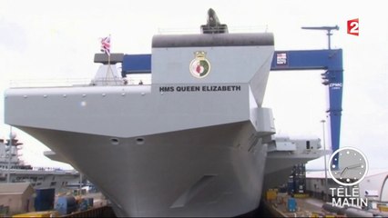 Sans frontières - La reine d'Angleterre reçoit un port-avion