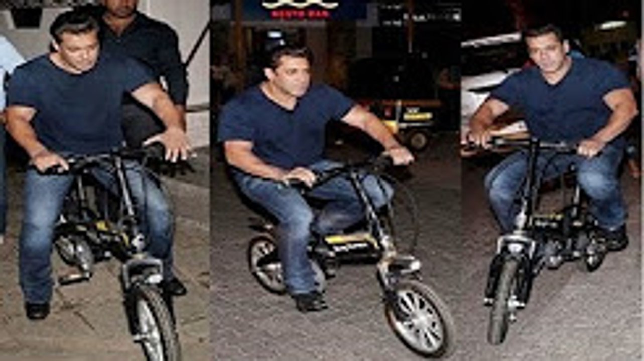 मुंबई की सड़कों पर साइकल लेकर निकले सलमान, देखिये...