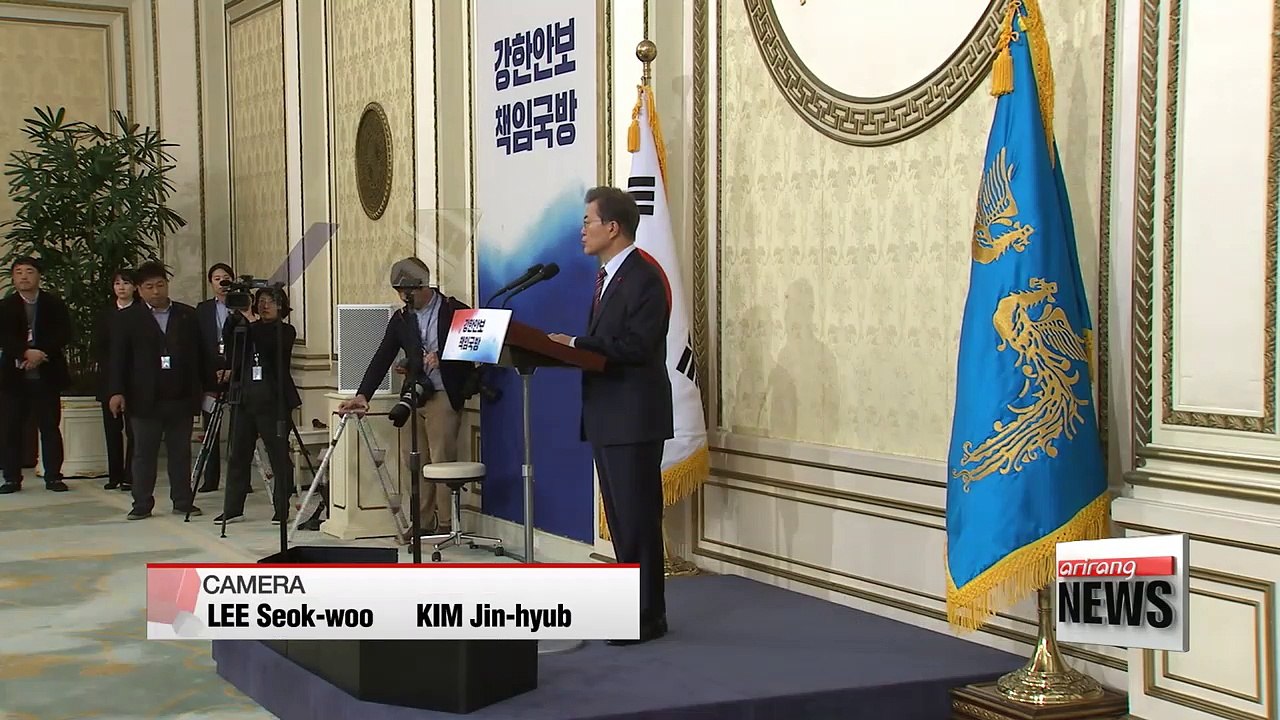 Pres. Moon invites top military officials, urges efforts to deter Pyongyang's threats