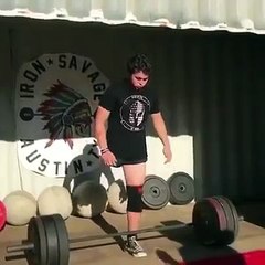 Un haltérophile à une jambe