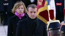 Hommage à Jean d'Ormesson: l'arrivée d'Emmanuel Macron aux Invalides