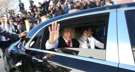 Erdoğan, Batı Trakya'da "Reis Sana Canım Feda" Sloganlarıyla Karşılandı