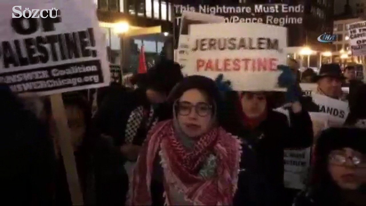 Trump Chicago’da protesto edildi