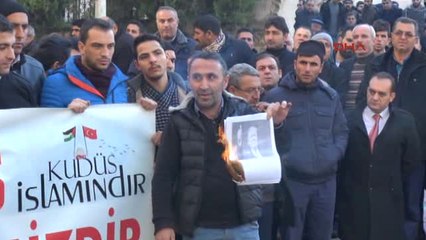 Siirt'te ABD ve İsrail Bayrakları Yakıldı