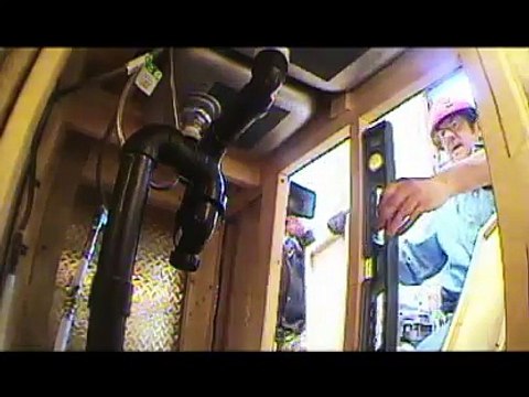 Canada's Worst Handyman 0506_05